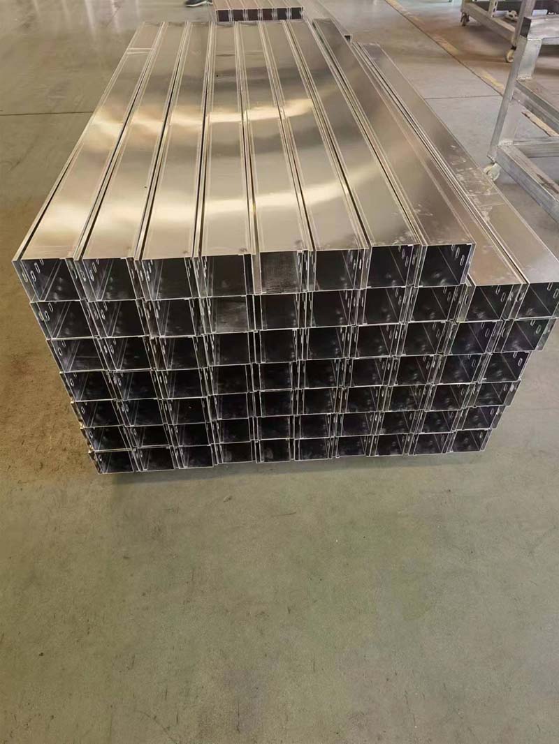 铝合金桥架